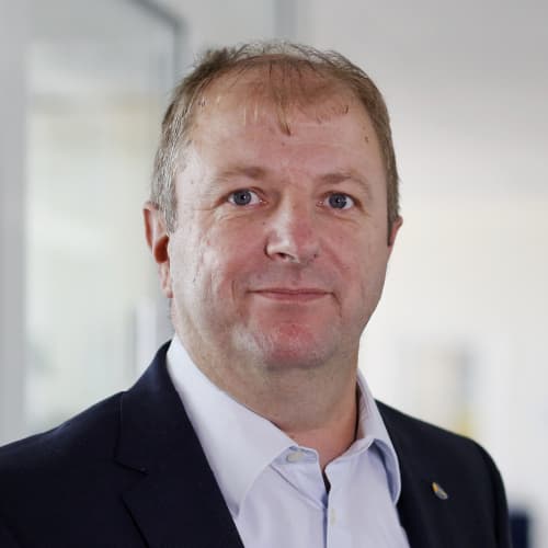 Portrait Björn Schuster von N+P Informationssysteme